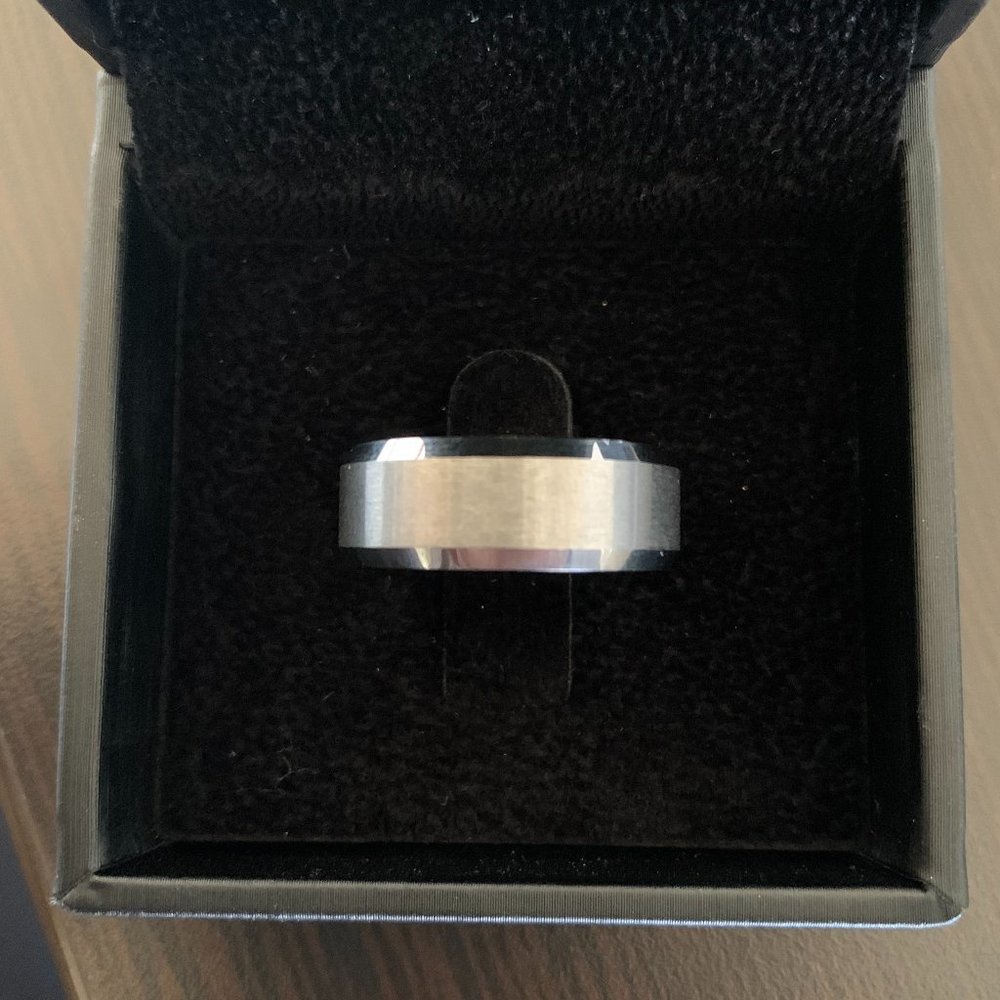 8MM Beveled Edge Tungsten Ring Size 8.5